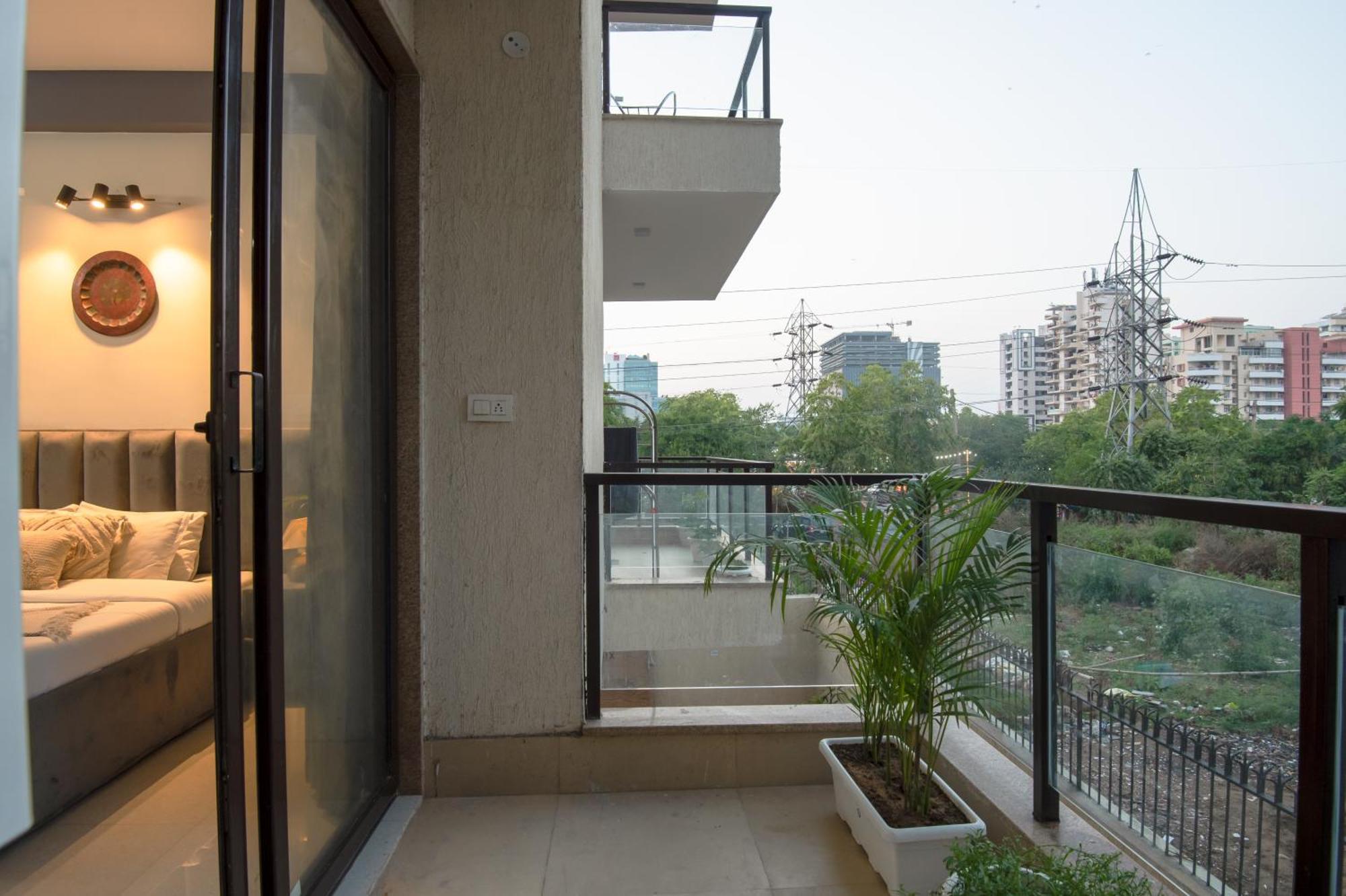 Bedchambers Serviced Apartment, Medicity Gurgaon Exteriör bild