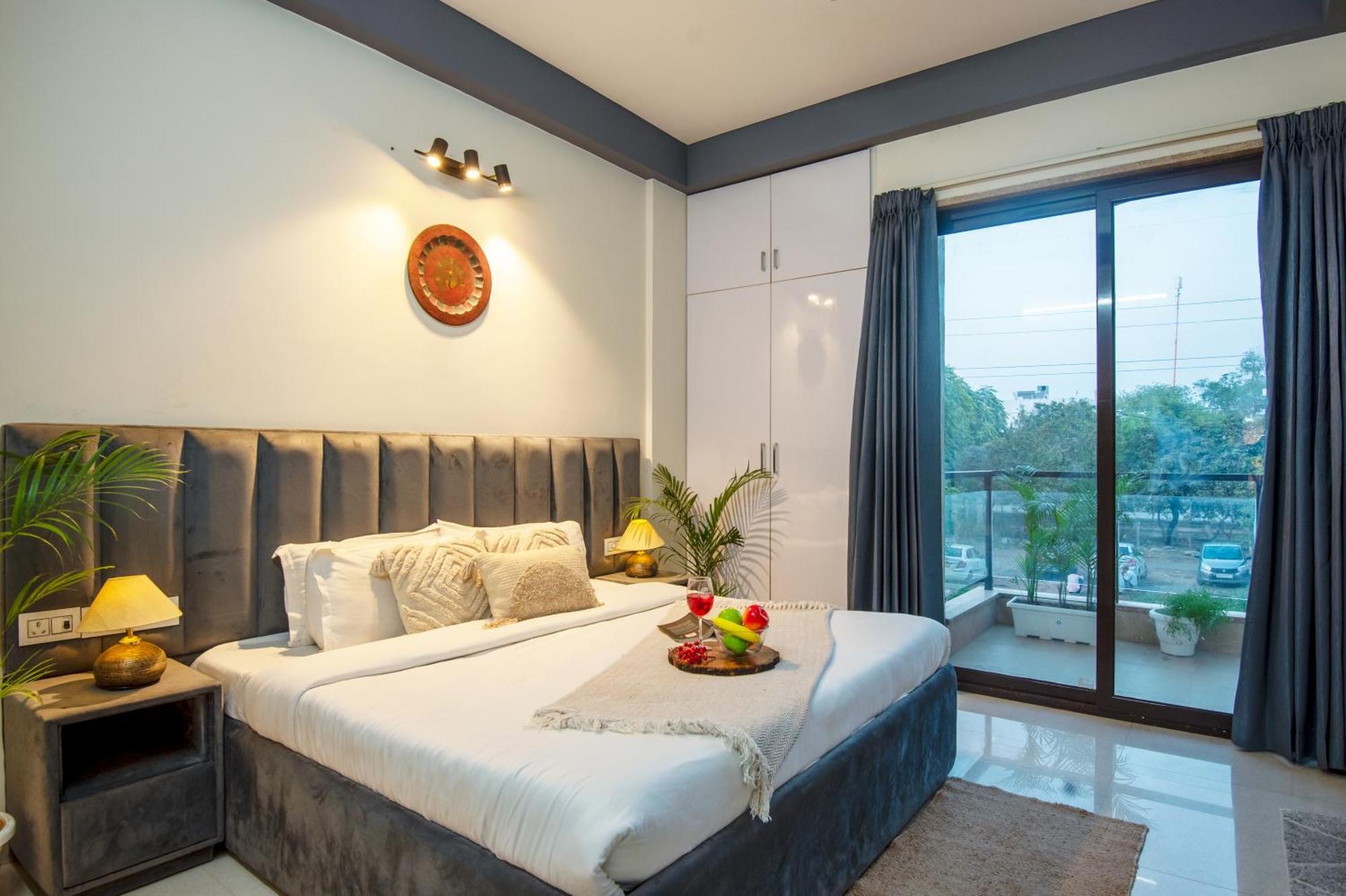 Bedchambers Serviced Apartment, Medicity Gurgaon Exteriör bild