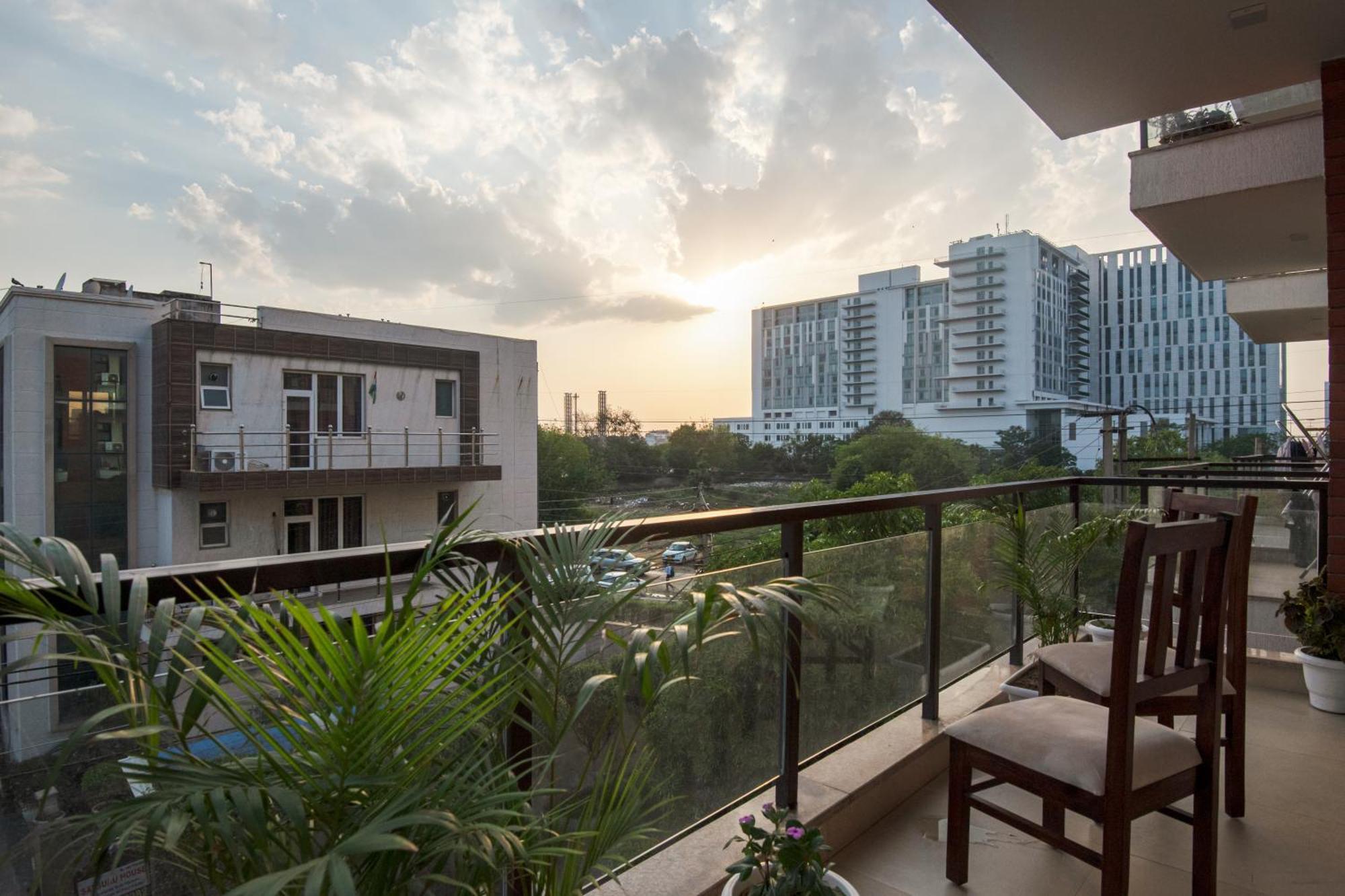 Bedchambers Serviced Apartment, Medicity Gurgaon Exteriör bild